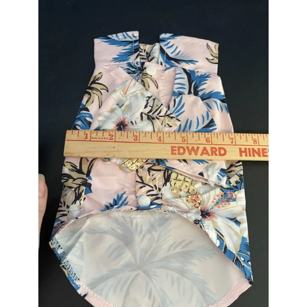 DOG HAWAIIAN SHIRT Size M – Red & Pink Floral Hibiscus Print‎ Outfit – Cute